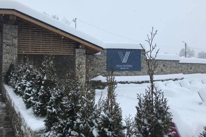 Bansko: Villa Victoria Thermal Pool Escape - Food, drinks, and time between soaks
