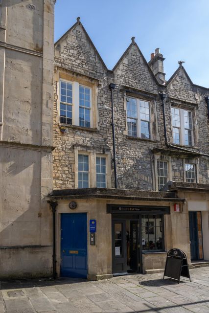 Bath: Guided Relaxation and Sound Bath - The Room Setup Makes a Difference