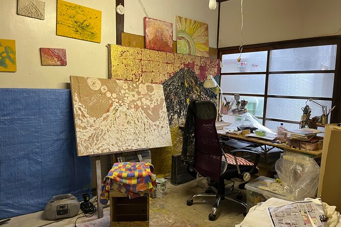 Become a local! A Walking Tour of Arts, Crafts&Onsen Culture - Twenty minutes at Space Beppu