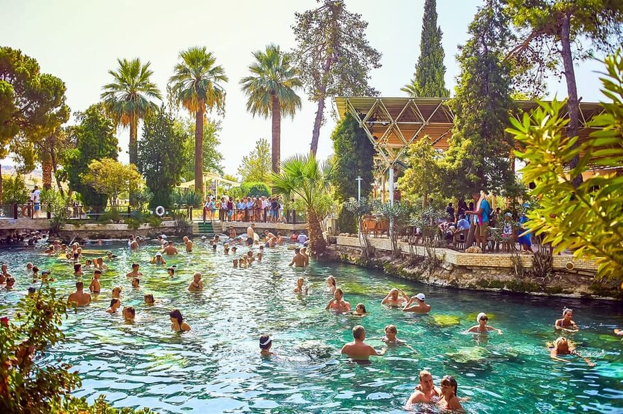 Bodrum: Pamukkale, Hot Springs & Travertines Tour with Lunch - Walking across the Cotton Castles