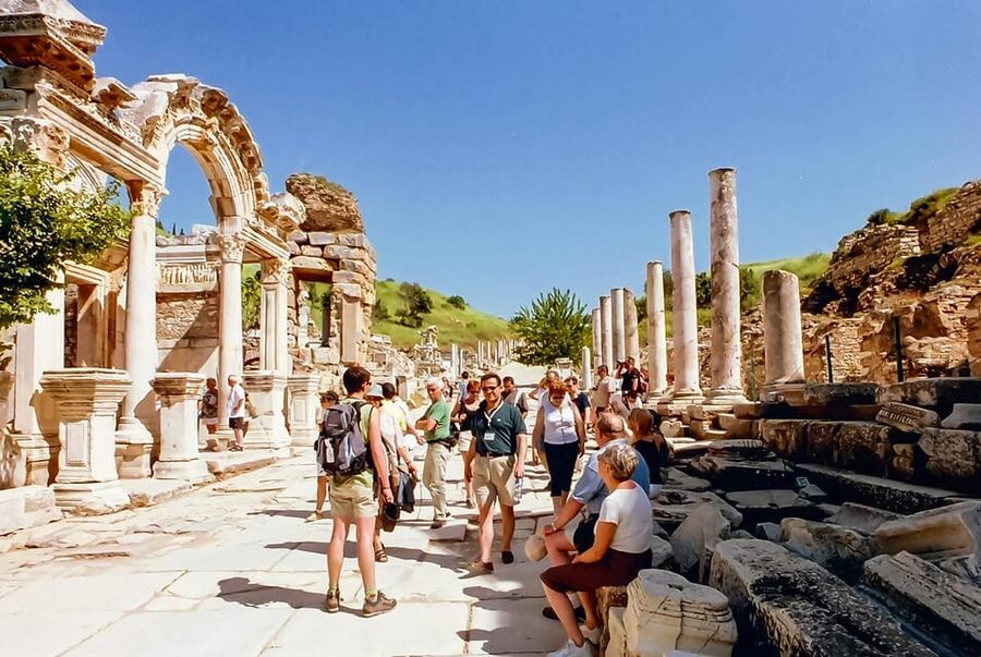Bodrum: Pamukkale, Hot Springs & Travertines Tour with Lunch - Cleopatra’s Pool costs extra