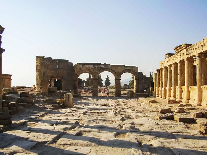 Bodrum: Pamukkale, Hot Springs & Travertines Tour with Lunch - Lunch and the return journey