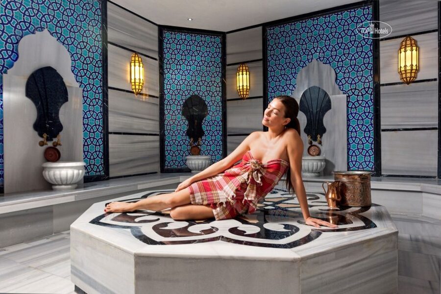 Bodrum: Traditional Turkish Hammam Experience - The hot room: a slow start on warm marble