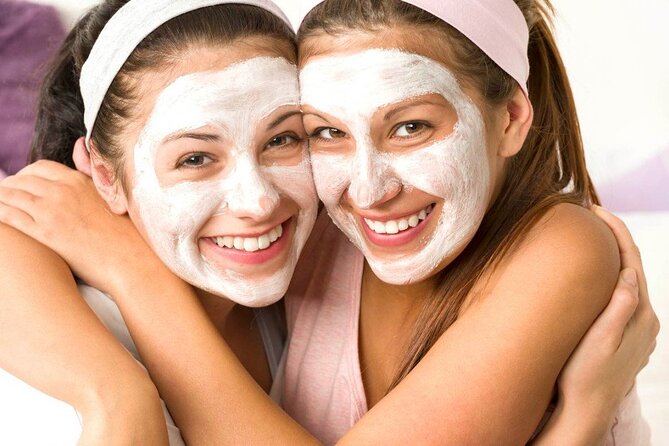 Bodrum Turkish Bath and Spa - Changing into a peştemal and settling in