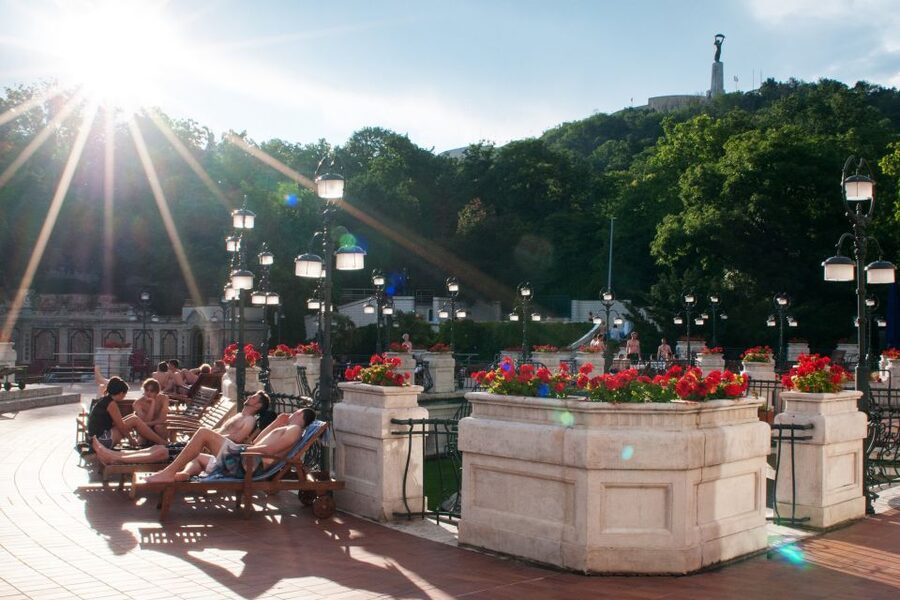 Budapest: Full-Day Gellért Spa Ticket - Why Gellért Spa feels different from a normal pool