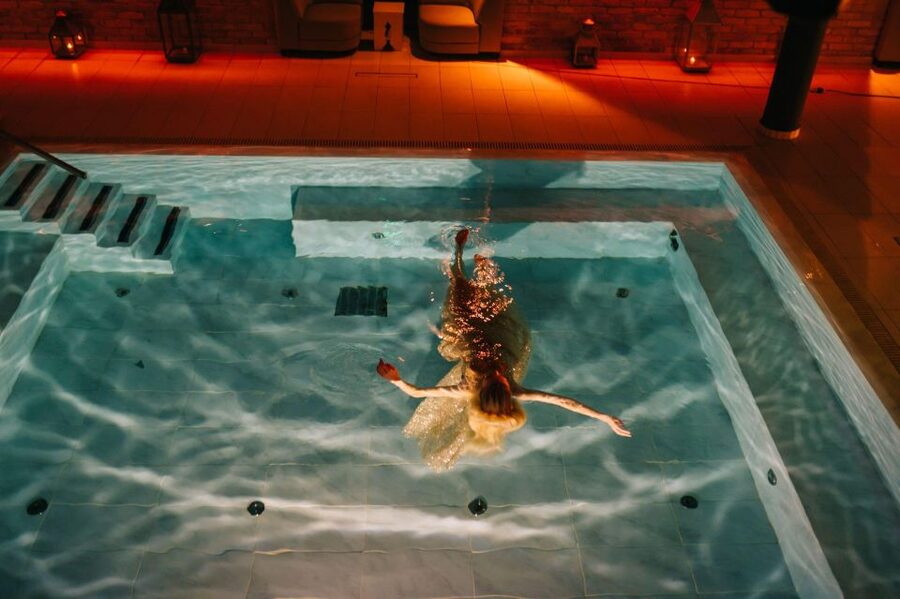 Budapest: Mandala Day Spa & Luxury Pool Experience - Sauna for 12 and steam cabin for 8