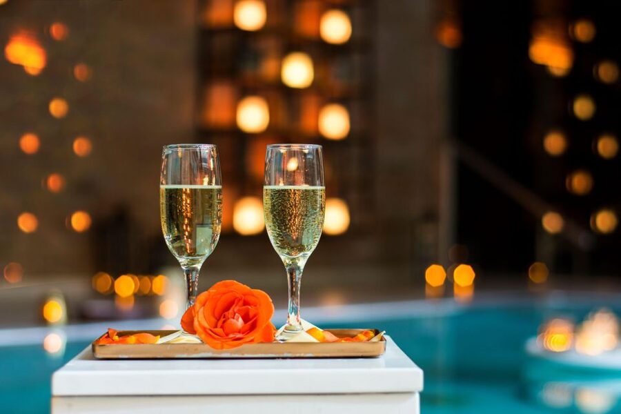 Budapest: Mandala Day Spa & Luxury Pool Experience - Four pools, hot and cold water, and a slower pace