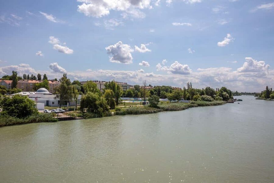 Budapest: Pesterzsébet Salt-Iodine Spa & Sauna World Ticket - The sauna world and the cold plunge
