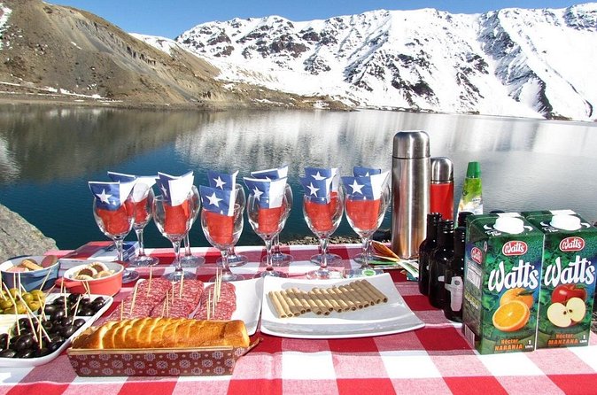 Cajon del Maipo Region - Hot Springs Termas de Colina - Who will enjoy this day most