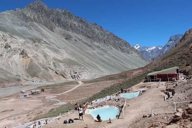 Cajón del Maipo + Termas de Colina - Food stops and the chocolate house