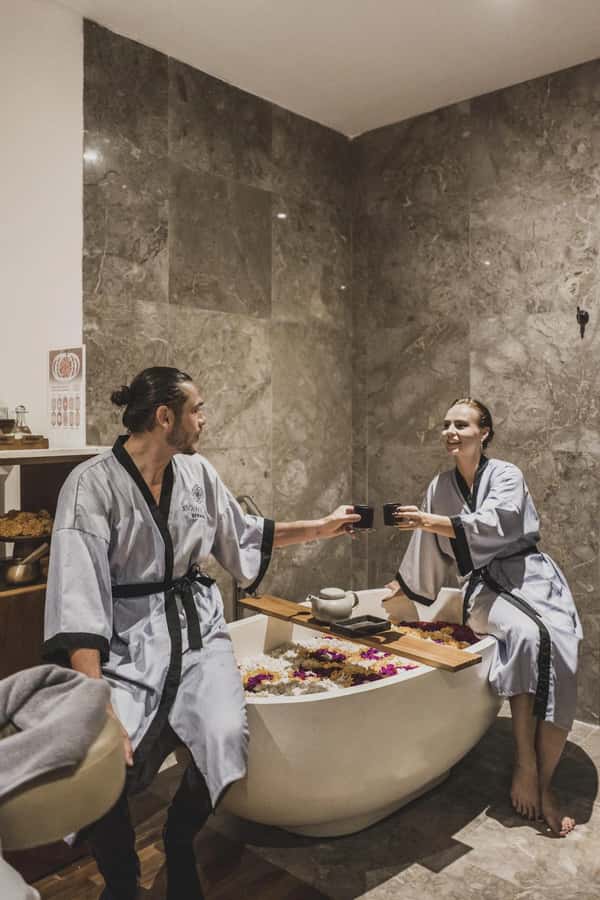 Canggu: Massage and Spa Experience at Svaha Spa Berawa - Hot stones and focused muscle relief