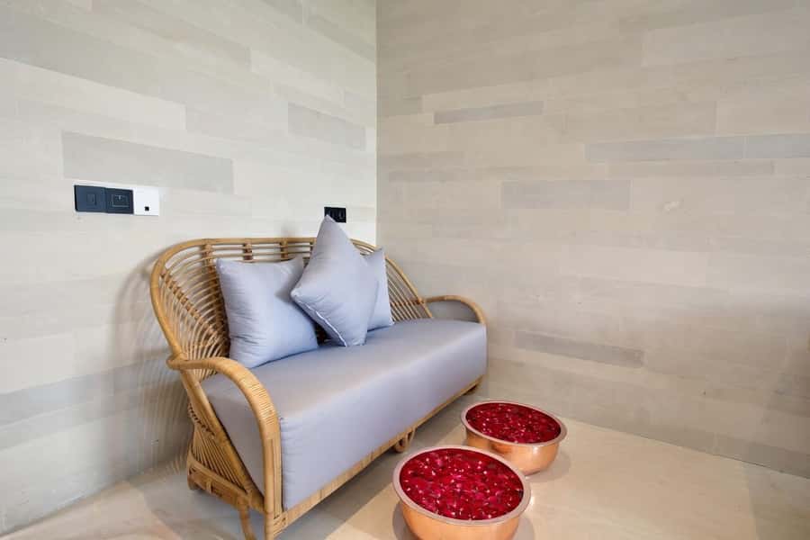 Canggu: Spa and Bath Experiences at Svaha Spa Padang Linjong - Facial care with Biokos Aloevera products