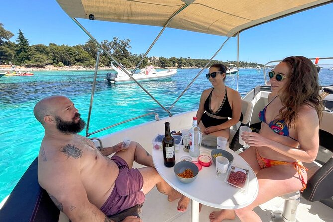 Cannes Relaxation evening in the Lerins Islands Private boat - The skipper makes a real difference