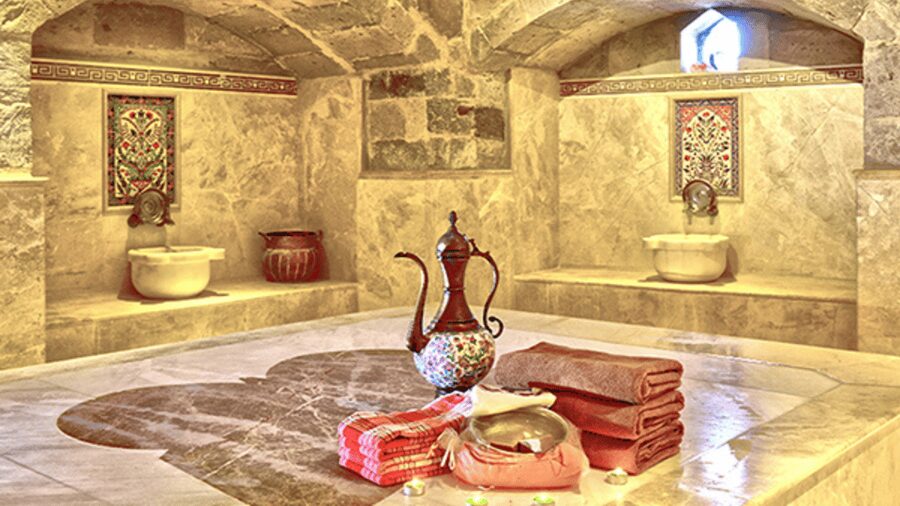 Cappadocia: Turkish Bath Experience - Group size, staff, and language support