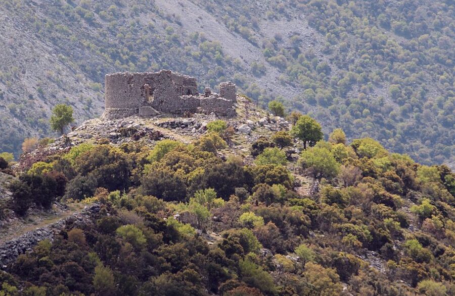 Chania: Imbros Gorge Hiking Tour & Beach Relaxation - Walking from Imbros to Komitades