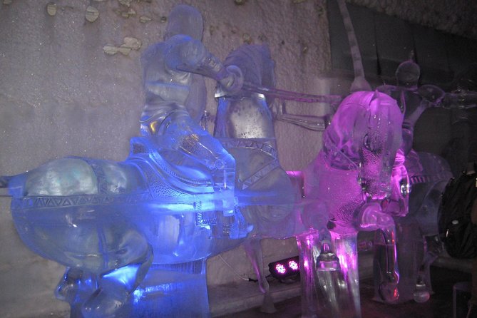 Chena Hot Springs Day Tour - The Aurora Ice Museum and its cool surprise