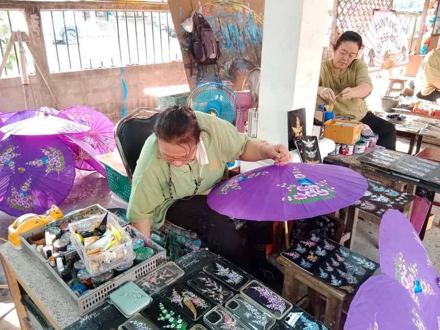 Chiang Mai: Mae Kampong Village, Hot Springs & Bor Sang Tour - Why Mae Kampong is the heart of the day