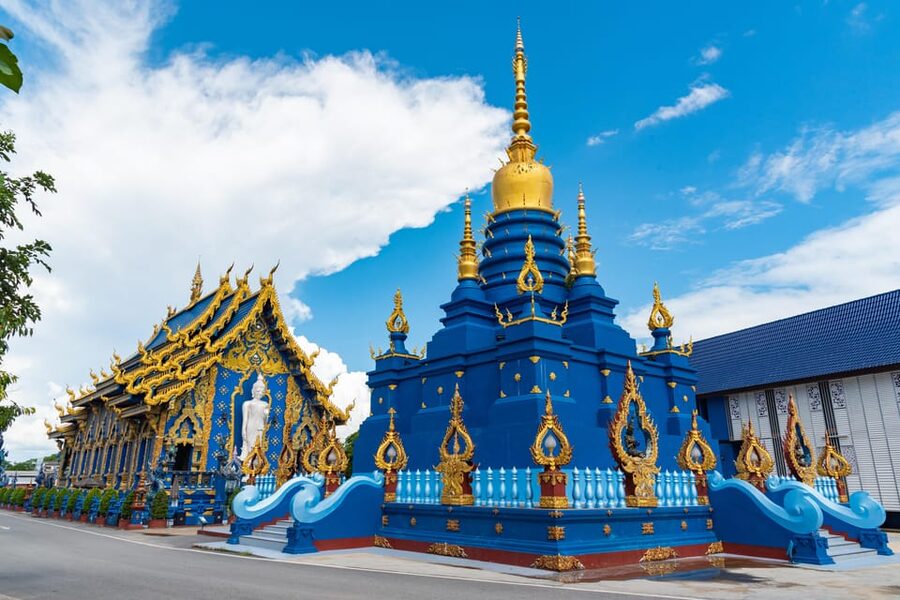 Chiang Mai to Chiang Rai: 3 Temples & Hot Springs & Pickup - Lunch, transport and the value of the price