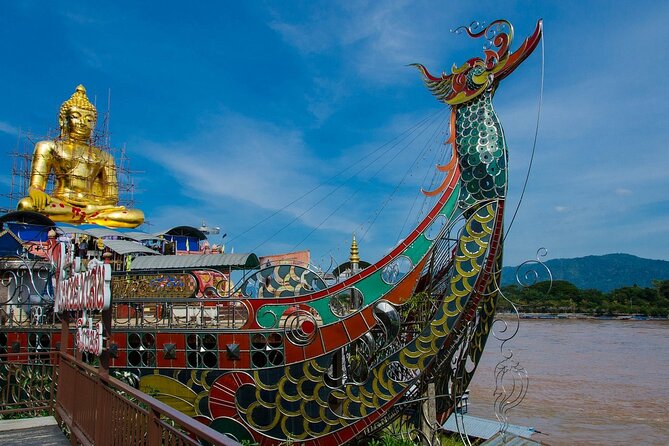 Chiang Rai Tour: Hot Spring,White Temple, Golden Triangle, Yao - The optional boat trip toward Laos