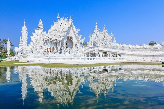 Chiang Rai Wonders: White, Blue & Red Temples and Hot Spring - Three Chiang Rai temples in one long day