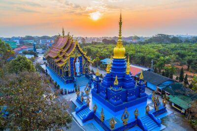 Chiang Rai Wonders: White, Blue & Red Temples and Hot Spring