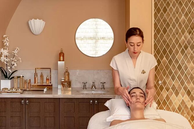 Cleopatra Deluxe Spa Treatment VIP With Massage Sauna Jacuzzi - The kese scrub is the most hands-on part