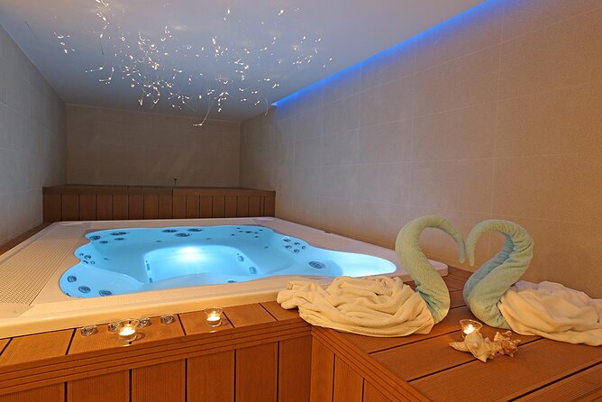 Cleopatra Deluxe Spa Treatment VIP With Massage Sauna Jacuzzi - A short lounge break finishes the visit