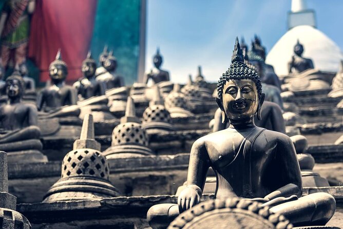 Colombo Walking Tour With Ayurveda One Hour Body Massage - Key points at a glance