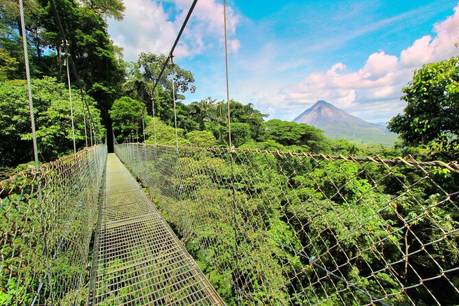Combo Arenal : Suspension Bridges + Hot Springs + Fortune Falls - Why this Arenal combination works
