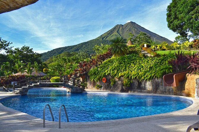 Combo Arenal : Suspension Bridges + Hot Springs + Fortune Falls - The road from San Jose to Arenal