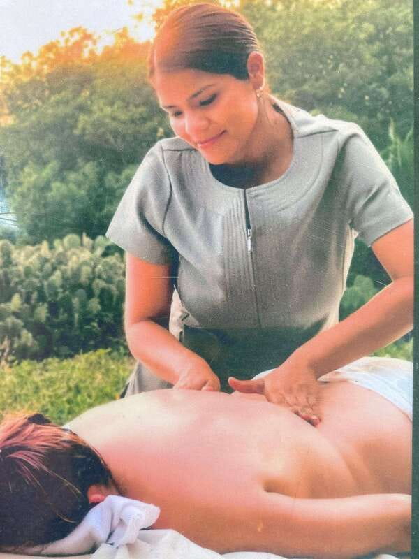 Coral Massage: Relaxing or Relieving to Choose - Scheduling is the weak point