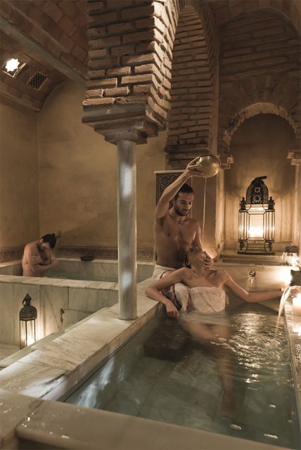 Córdoba: Hammam Al Ándalus Entry Ticket w/Optional Massage - The massage and Kessa options