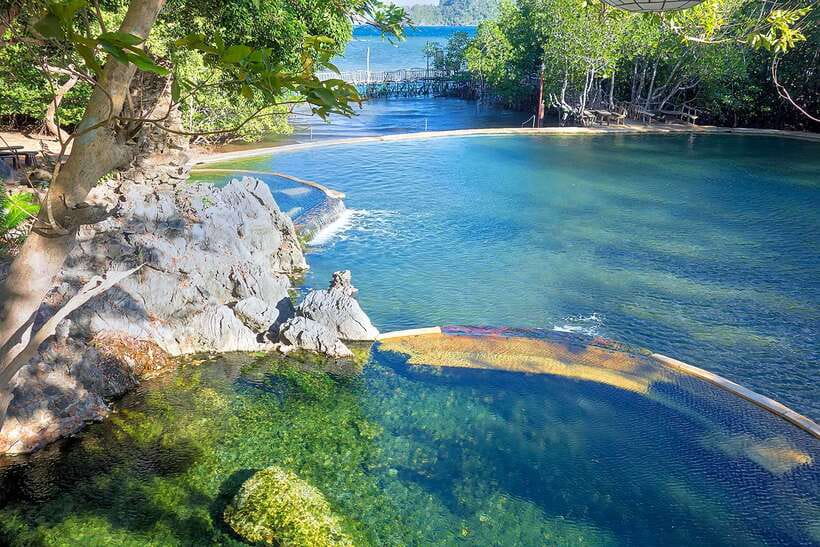 Coron Town Tour: Maquinit Hot Spring - Starting with Coron Town landmarks