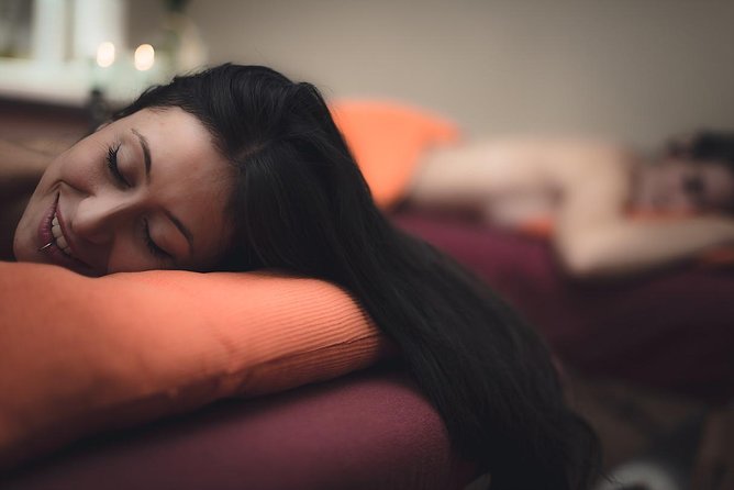Couple Massage: 1 hour - A quiet hour after Granada’s hills