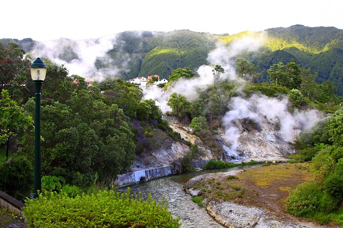 Couples PRIVATE Hybrid 4X4 Tour - Furnas (Inc Hot Springs and 3 Course Lunch) - Lagoa das Furnas and the Gothic chapel