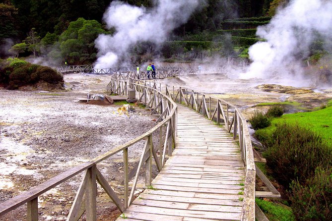 Couples PRIVATE Hybrid 4X4 Tour - Furnas (Inc Hot Springs and 3 Course Lunch) - Two hours at Terra Nostra Garden