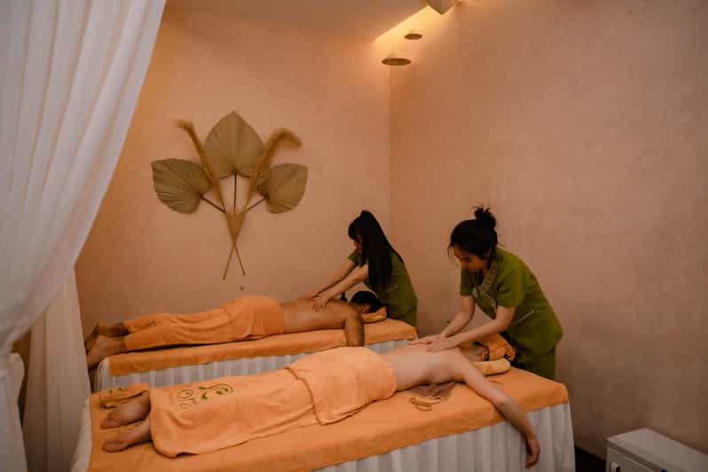 Da Nang: 60 minutes Herbal Massage (FREE PICK-UP for 2pax+) - Tea, snacks, and a gentle finish