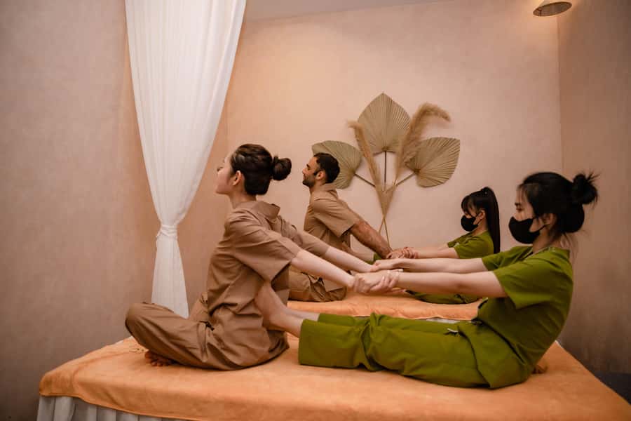 Da Nang: 90 minutes Herbal Massage (FREE PICK-UP for 2pax+) - How the herbal bags shape the massage