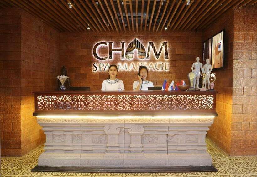 Da Nang: Cham Spa & Massage Experience (Optional Buffet) - The Red Dao herbal bath is the most distinctive feature
