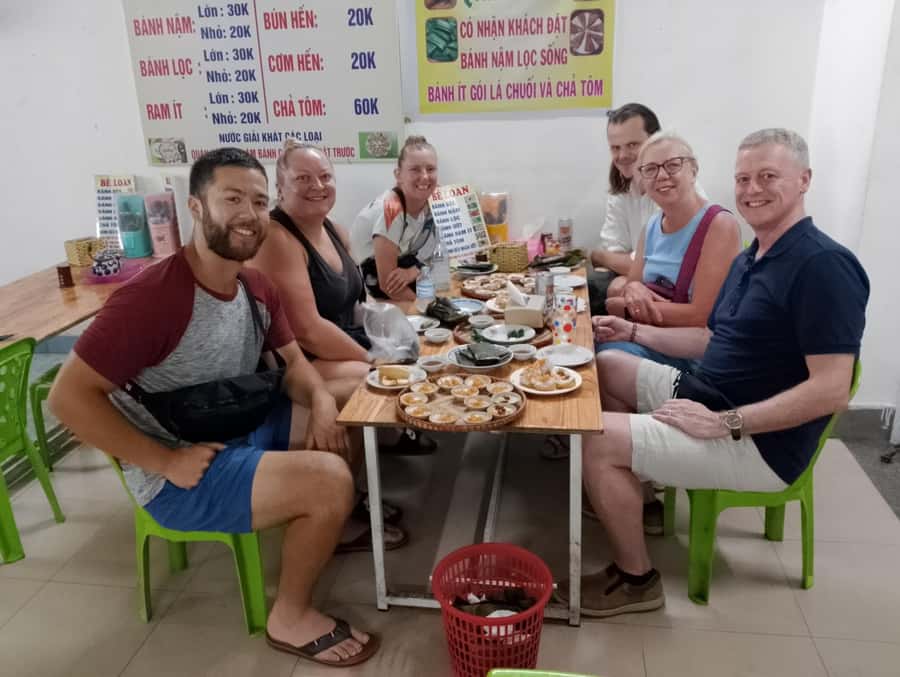 DaNang Private Walking Tour from Local Foods to Foot Massage - Family-made Hue snacks in the back lanes