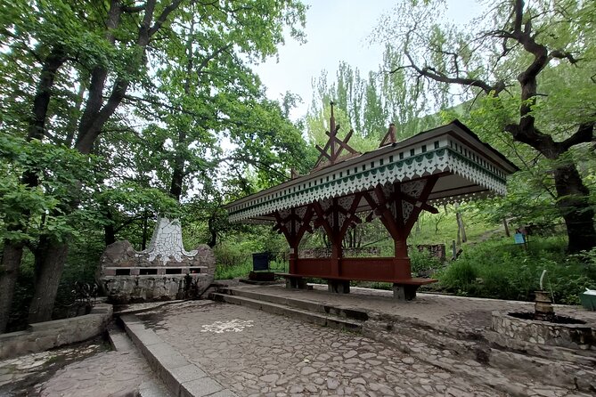 Day trip to Burana Tower plus hiking to waterfall and hot springs of Issyk-Ata - Who will enjoy this day most