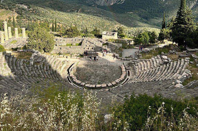 Delphi Historical Private Guided Tour & Thermopylae Hot Springs - Is $665.11 per person a fair price?