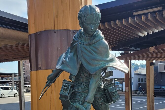 Deluxe Private Tour: Hita, AOT Statues and Onsen from Fukuoka - Jionnotaki Falls closes the route with a quieter stop