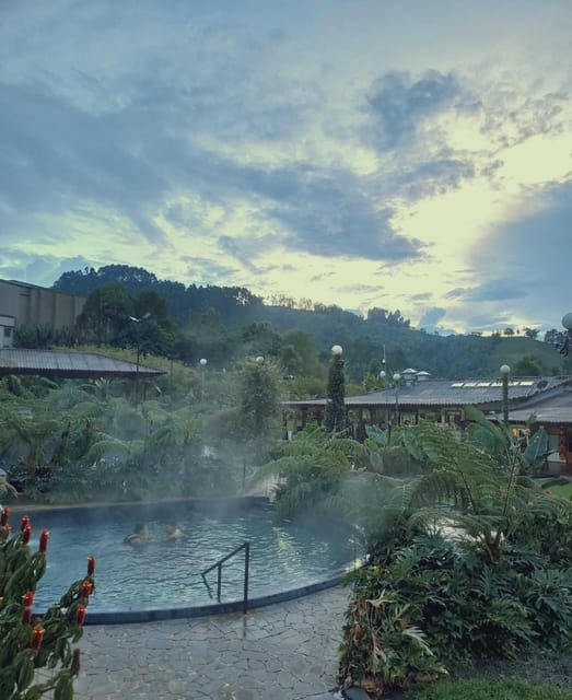 El Otoño Hot Springs Trip - What the $74 price includes