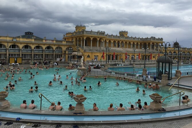 Entrance to Szechenyi Spa in Budapest - Ticket problems can change the whole day