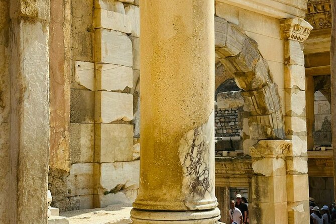 Ephesus Private Tour with Shopping + Lunch - Opt Turkish Bath - Lokum, Spices, and a Sweet Final Stop