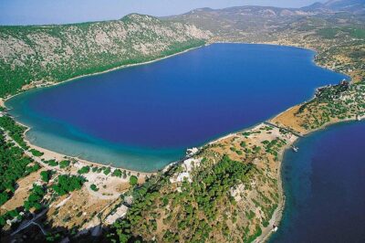 Explore Loutraki & Lake Vouliagmeni: Nature and Relaxation