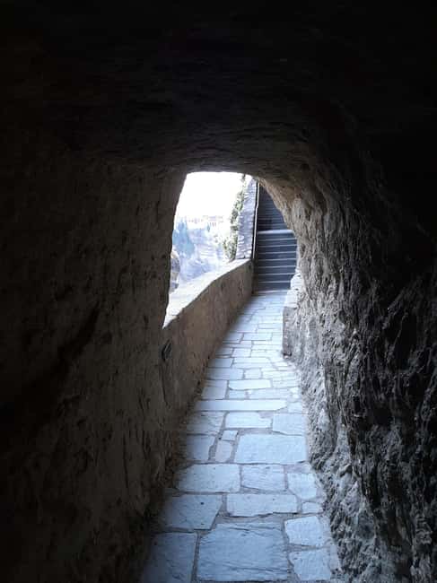 Feel Ancient thermal Spa Visit Delphi, Leonidas ℨoo Spaʀtan - How the $186 price works