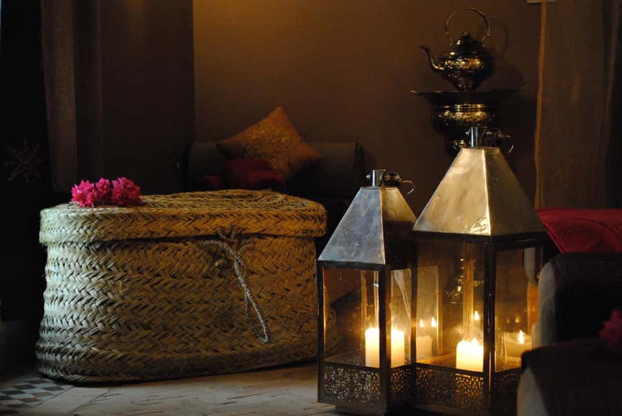 Fes: Traditional Hammam Massage in a Luxury Palace - Arriving at Palais Amani through Fes’s medina