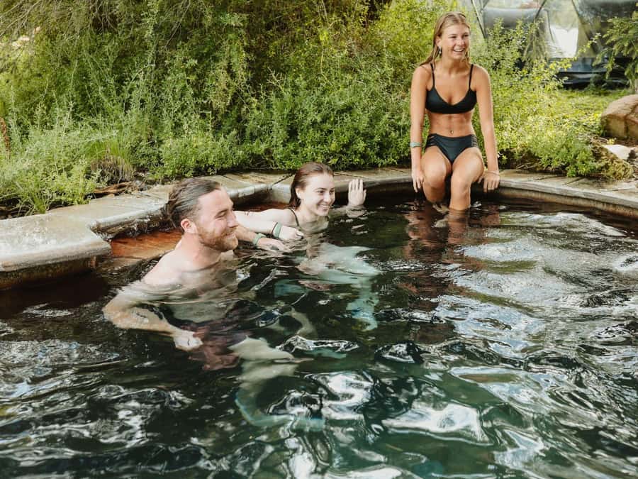 Fingal: Peninsula Hot Springs Entry with Lunch Credit - Moving through the 50-plus bathing areas